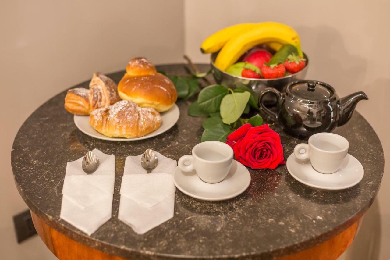 Suite Campo De Fiori Rzym Zewnętrze zdjęcie